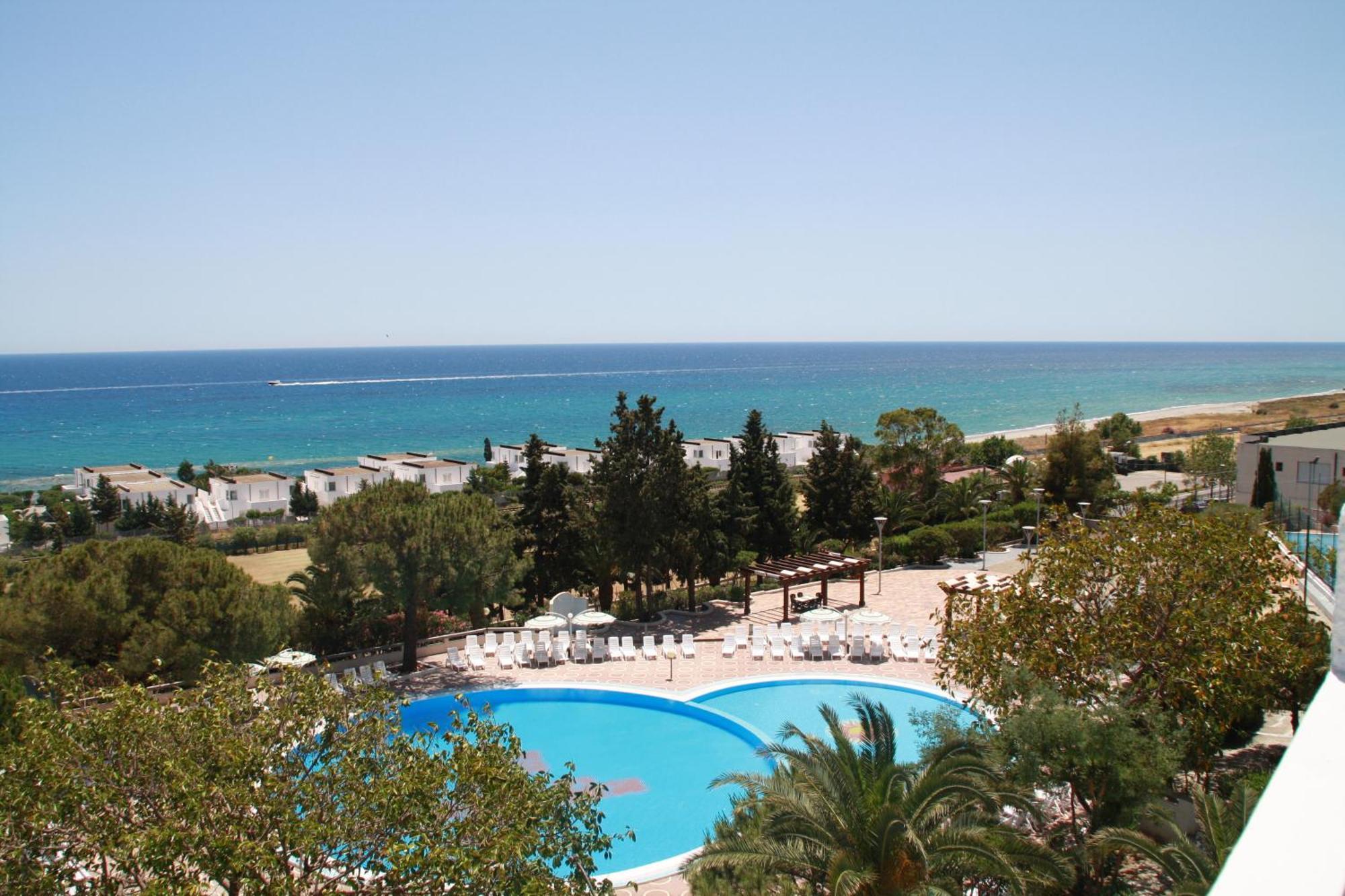Hotel Villaggio Club Altalia Brancaleone Exterior photo